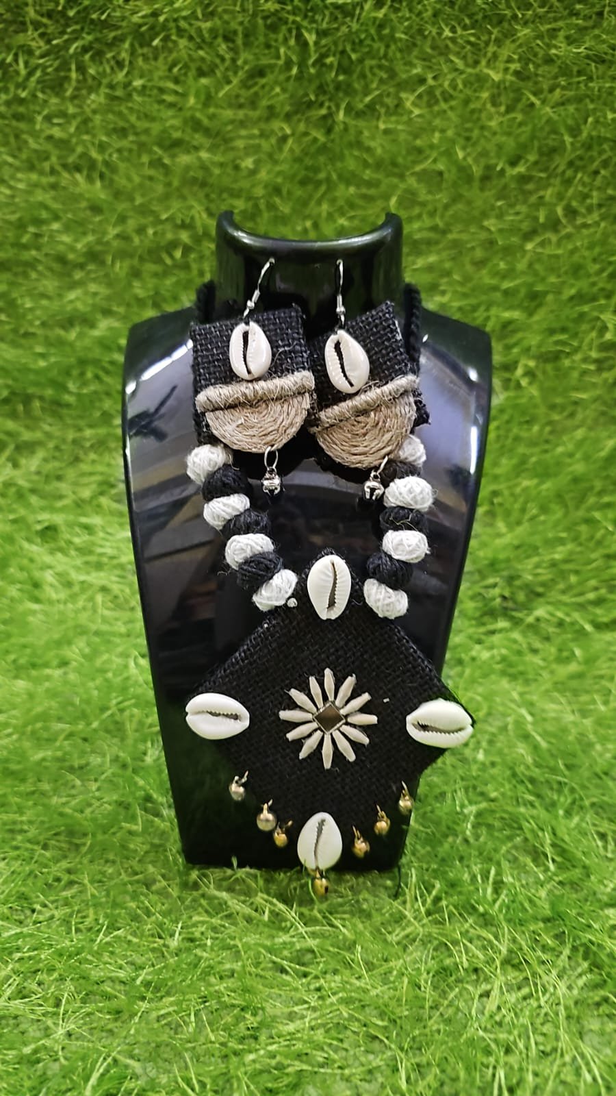 Kajal jute jewellery